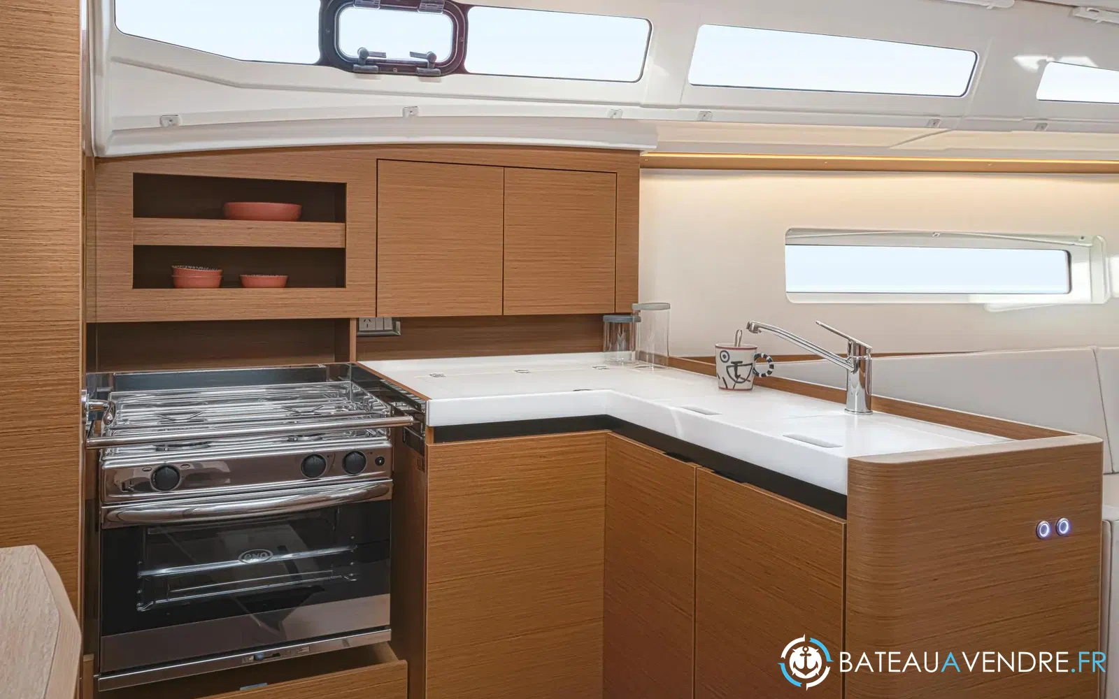 slider 1 Jeanneau Sun Odyssey 380