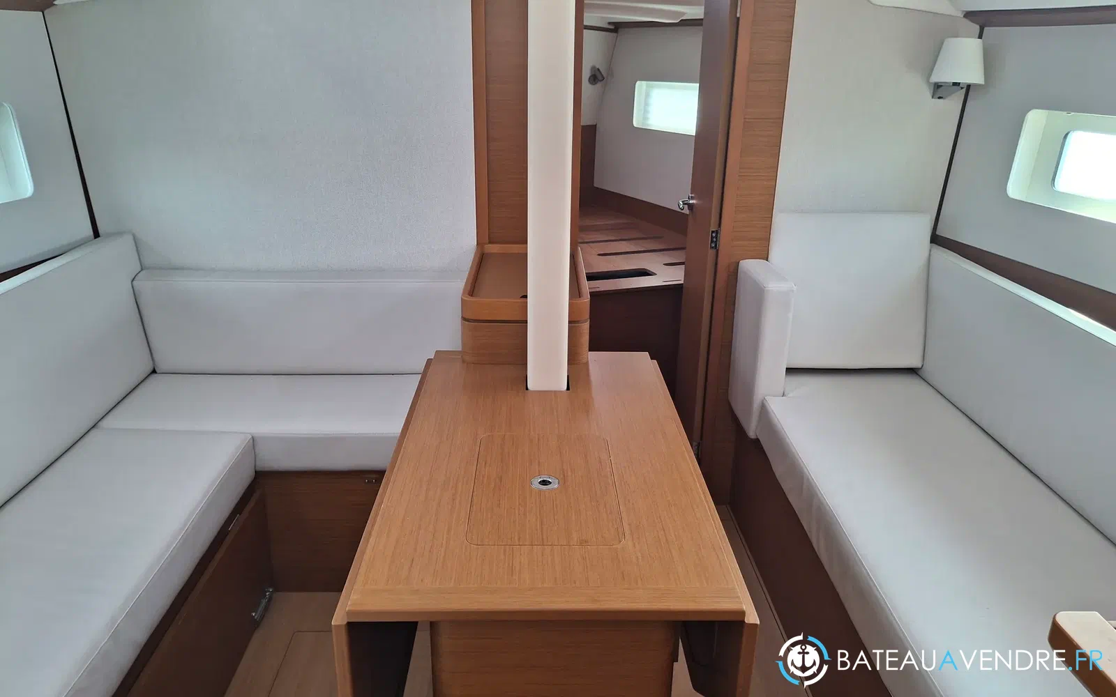 slider 3 Jeanneau Sun Odyssey 380