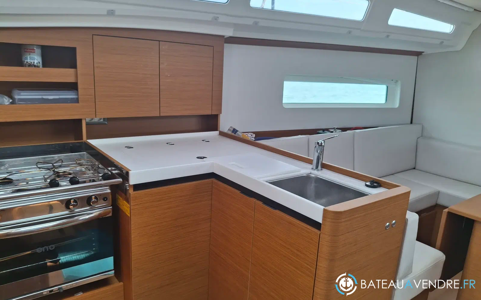 slider 7 Jeanneau Sun Odyssey 380