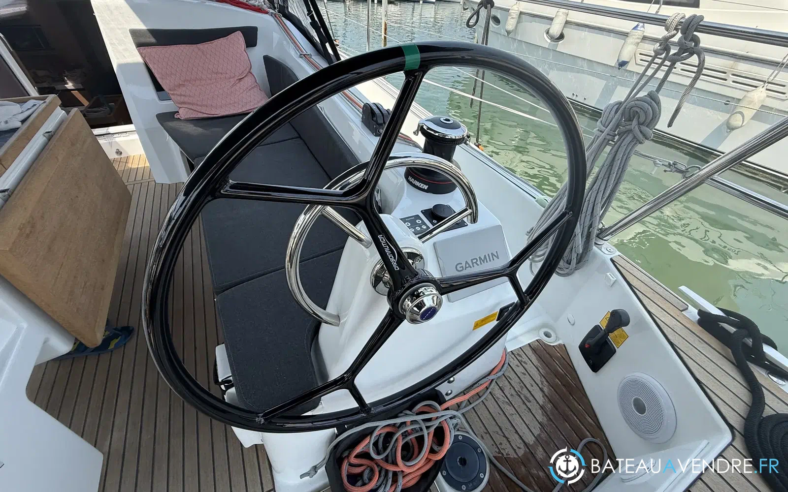slider 13 Jeanneau Sun Odyssey 410