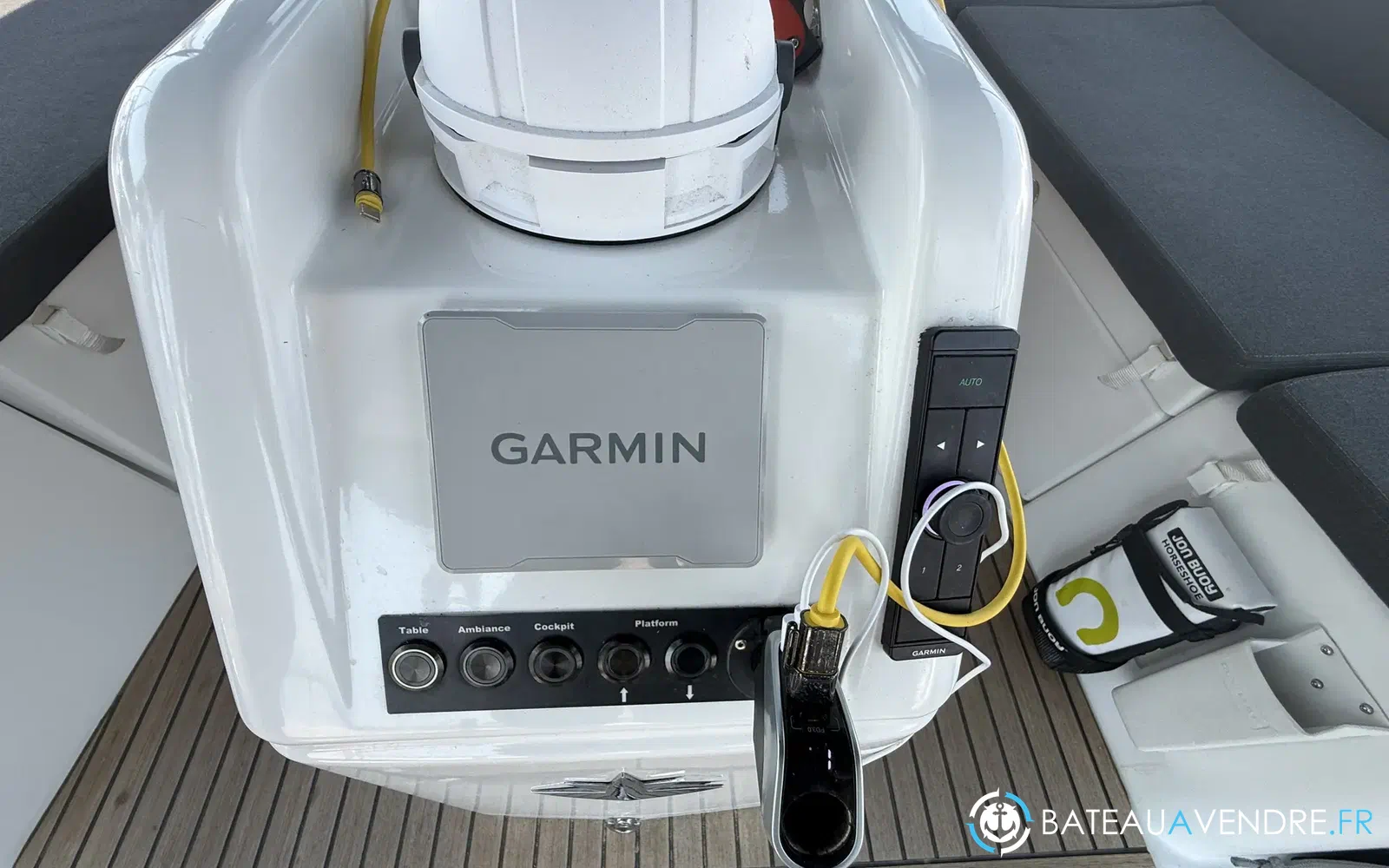 slider 15 Jeanneau Sun Odyssey 410