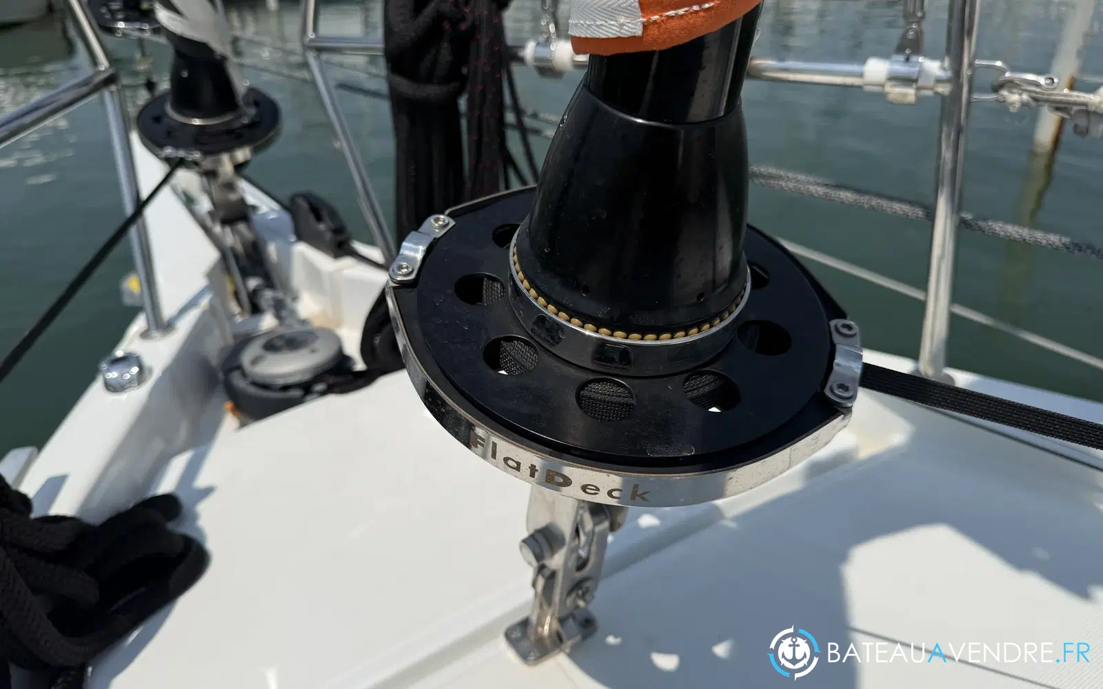 slider 21 Jeanneau Sun Odyssey 410