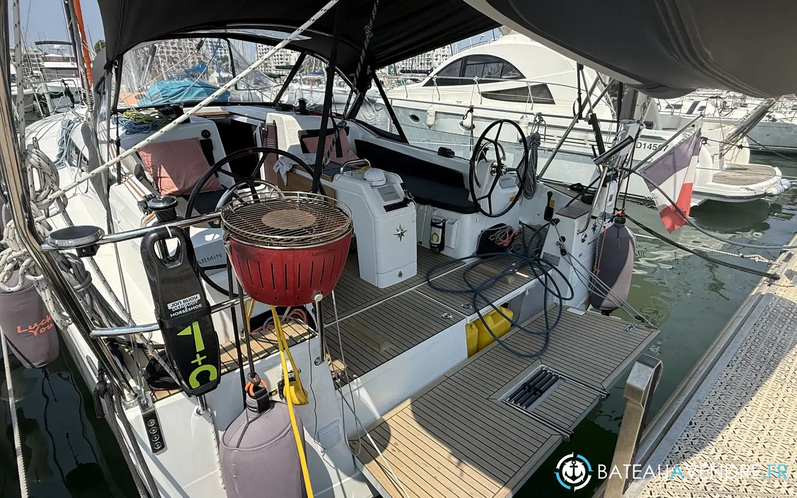 slider 8 Jeanneau Sun Odyssey 410