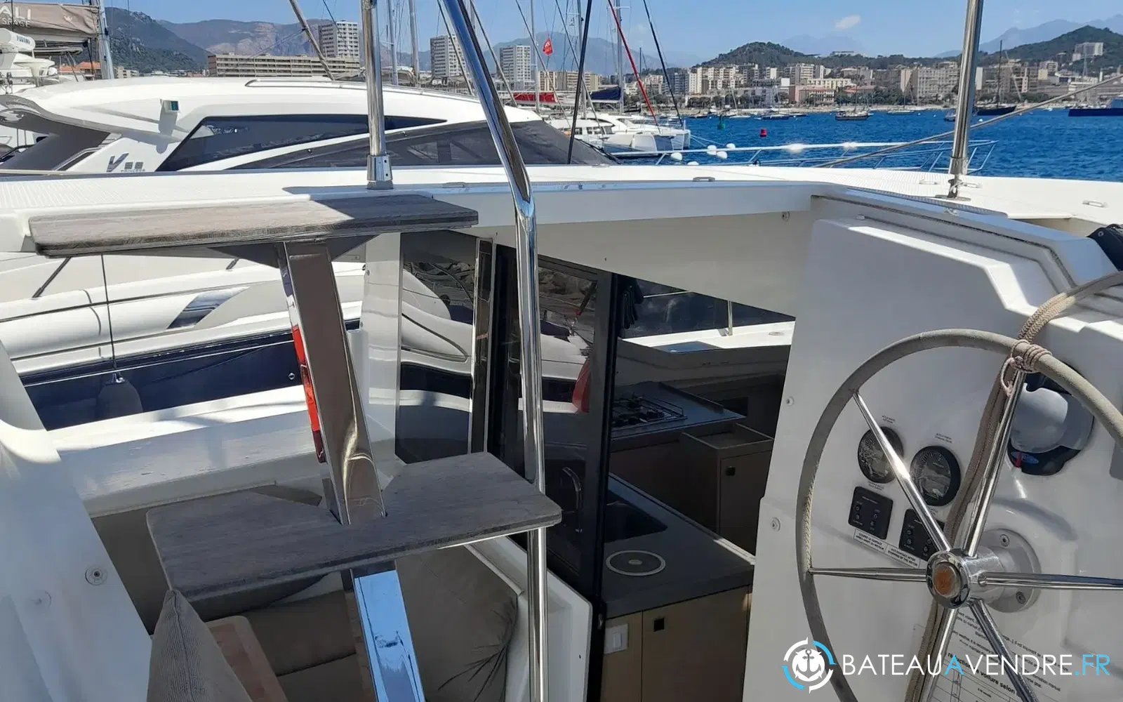 slider 4 Fountaine Pajot Lucia 40