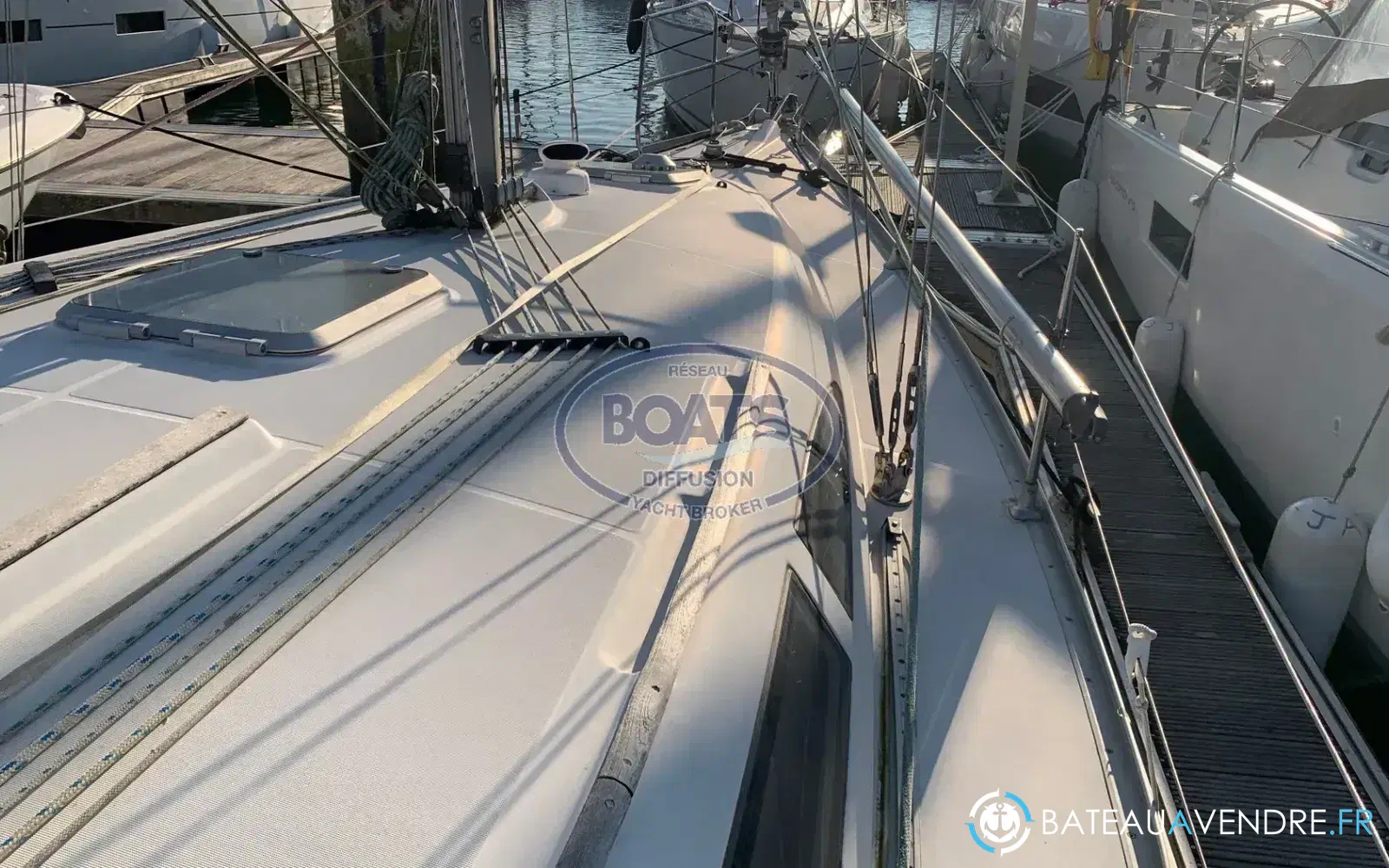 slider 5 Jeanneau Sun Odyssey 37