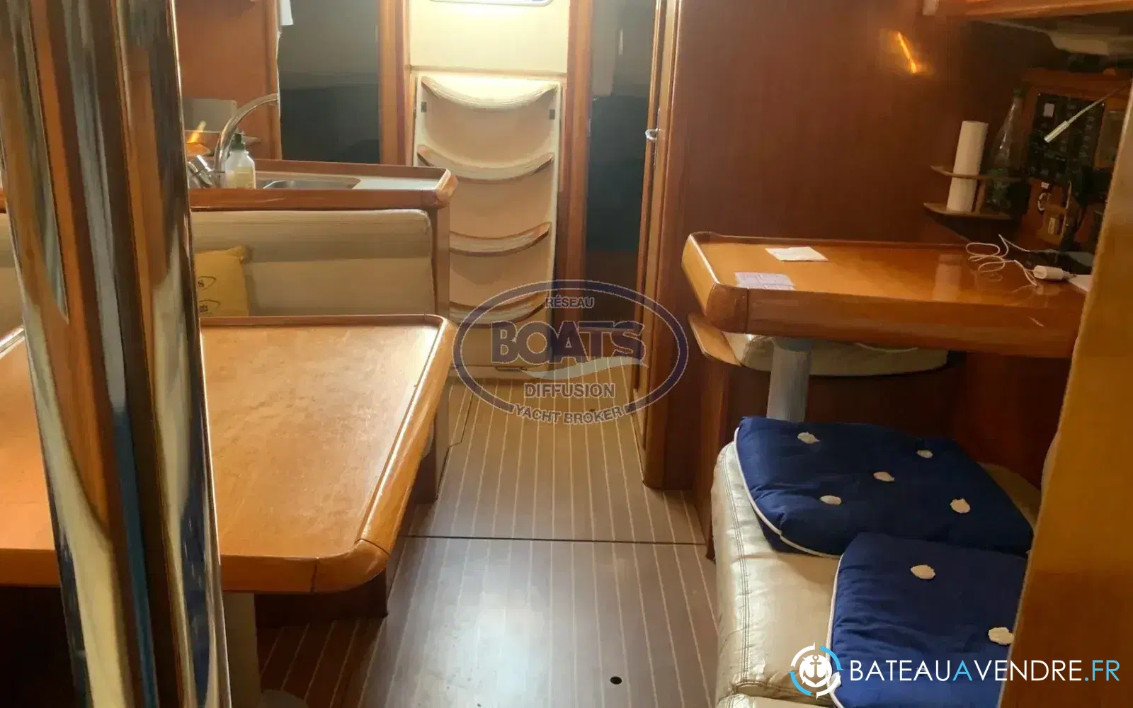 slider 8 Jeanneau Sun Odyssey 37