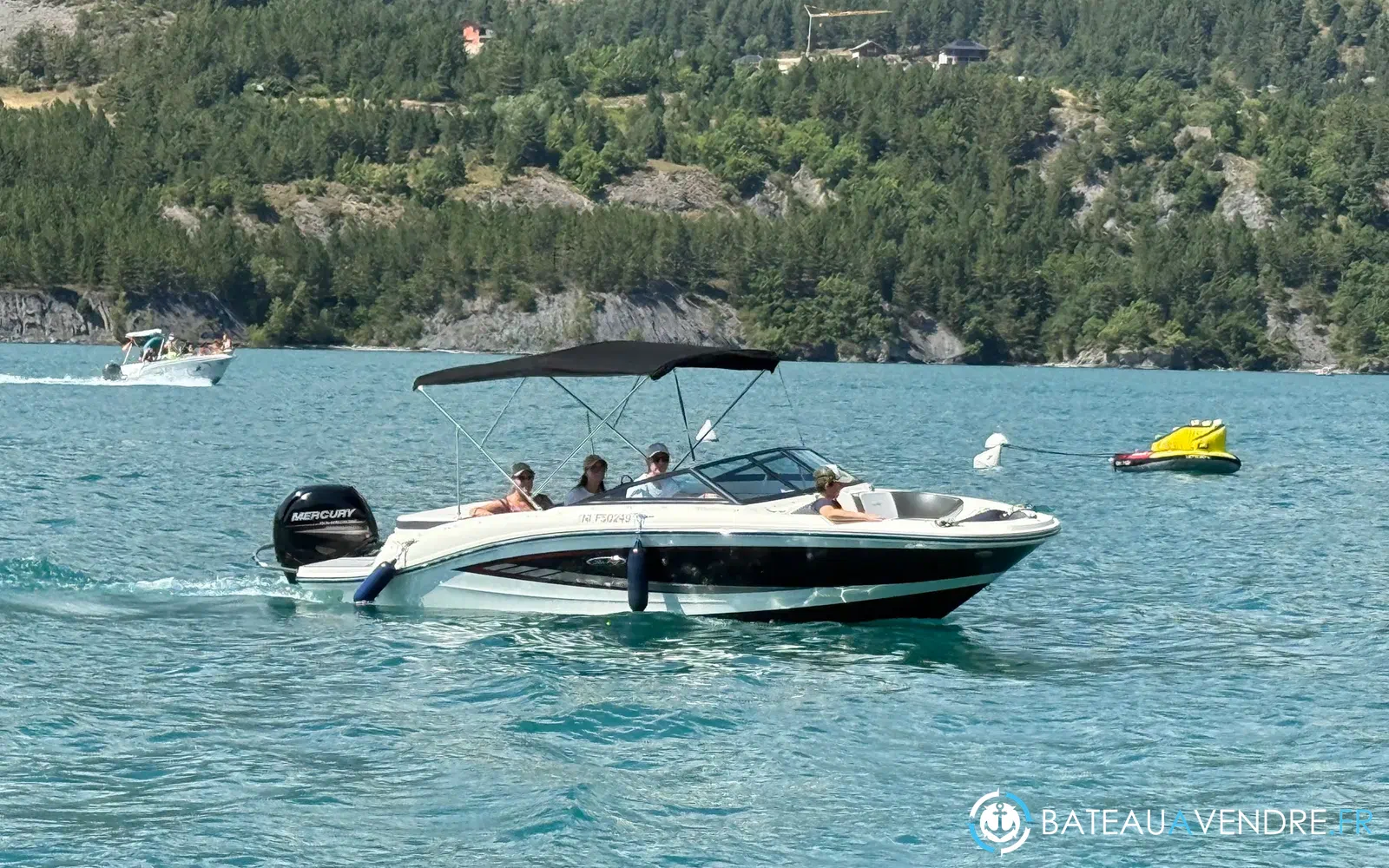 slider 1 Sea Ray 19 SPX