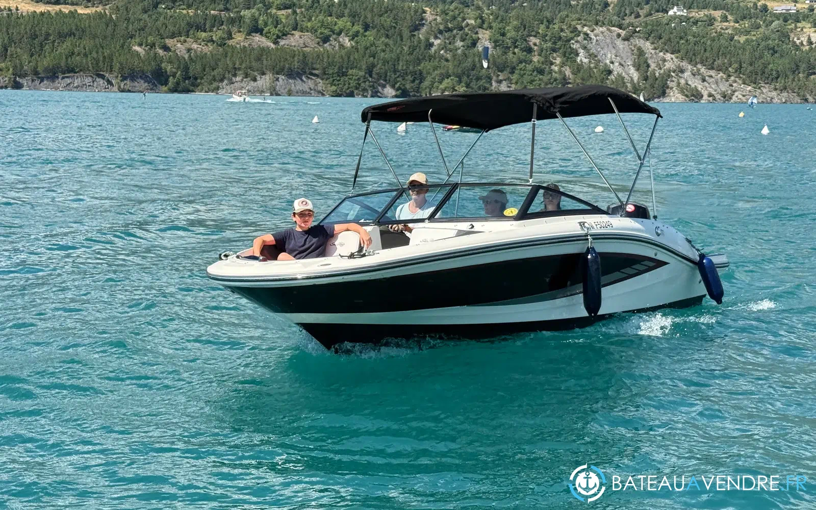 slider 3 Sea Ray 19 SPX