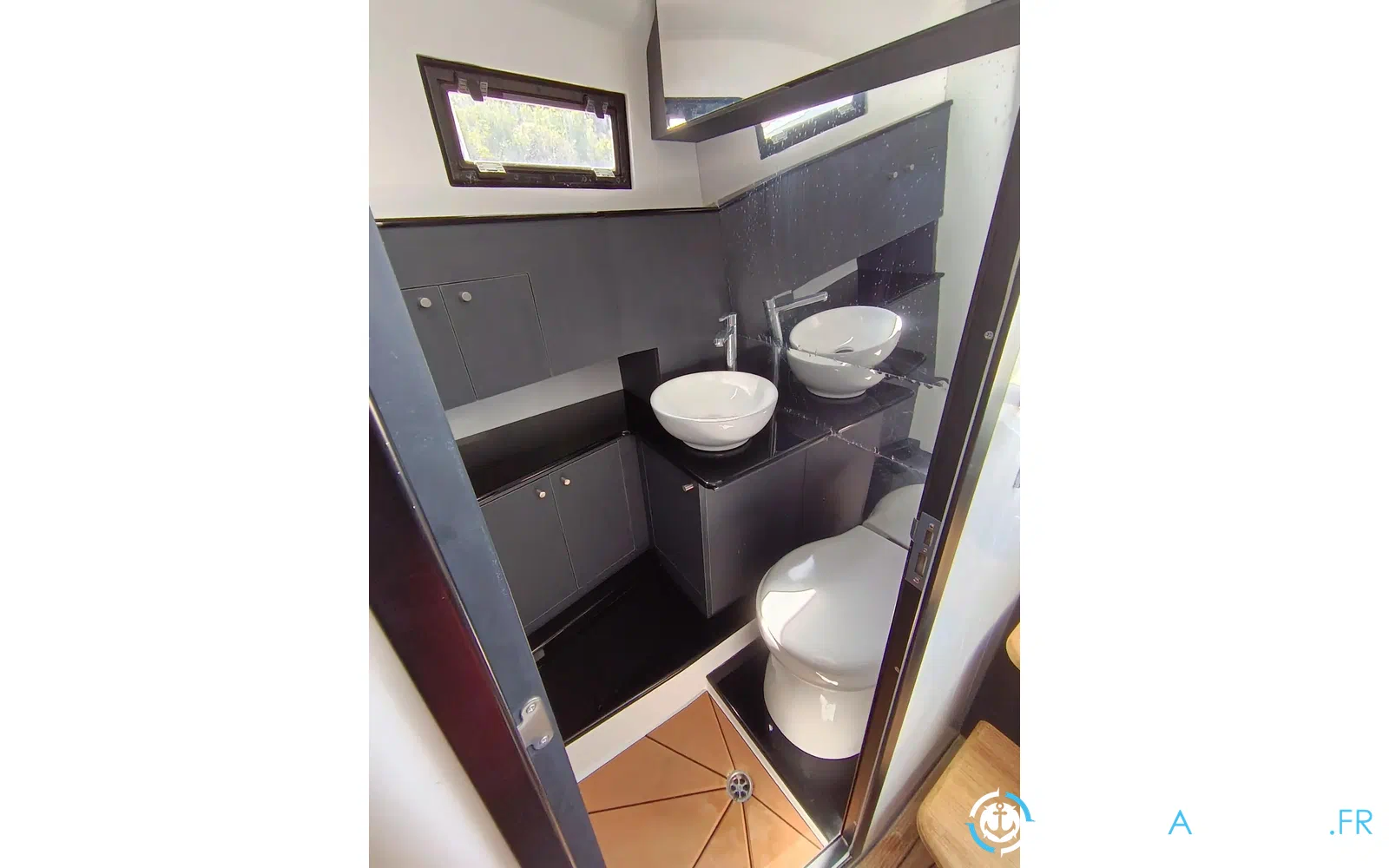 slider 9 MV Marine Mito 45