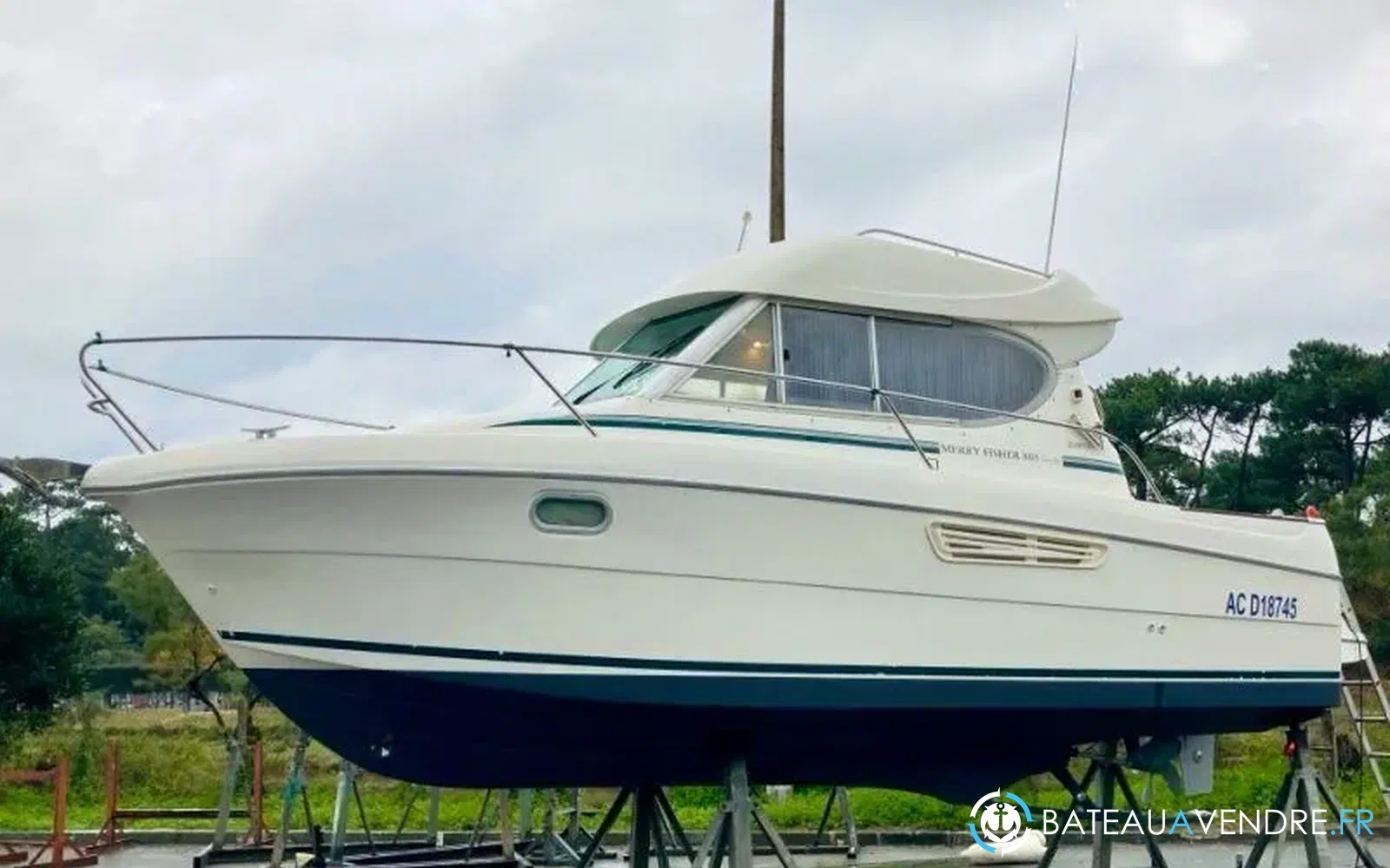 slider 1 Jeanneau Merry Fisher 805 Limited