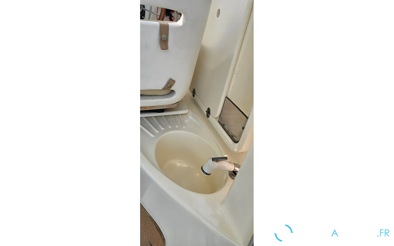 slider 15 Jeanneau Merry Fisher 725