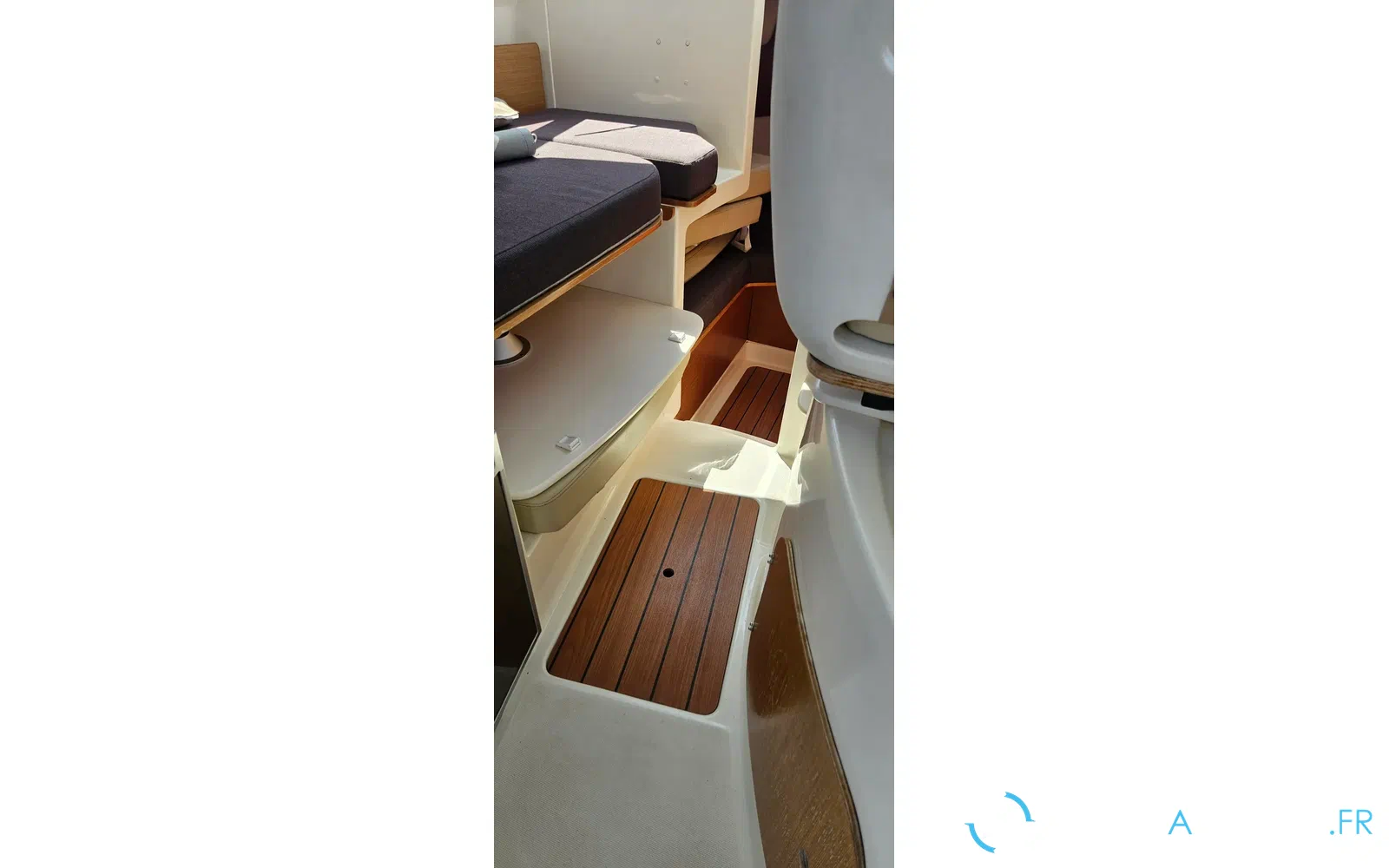 slider 16 Jeanneau Merry Fisher 725