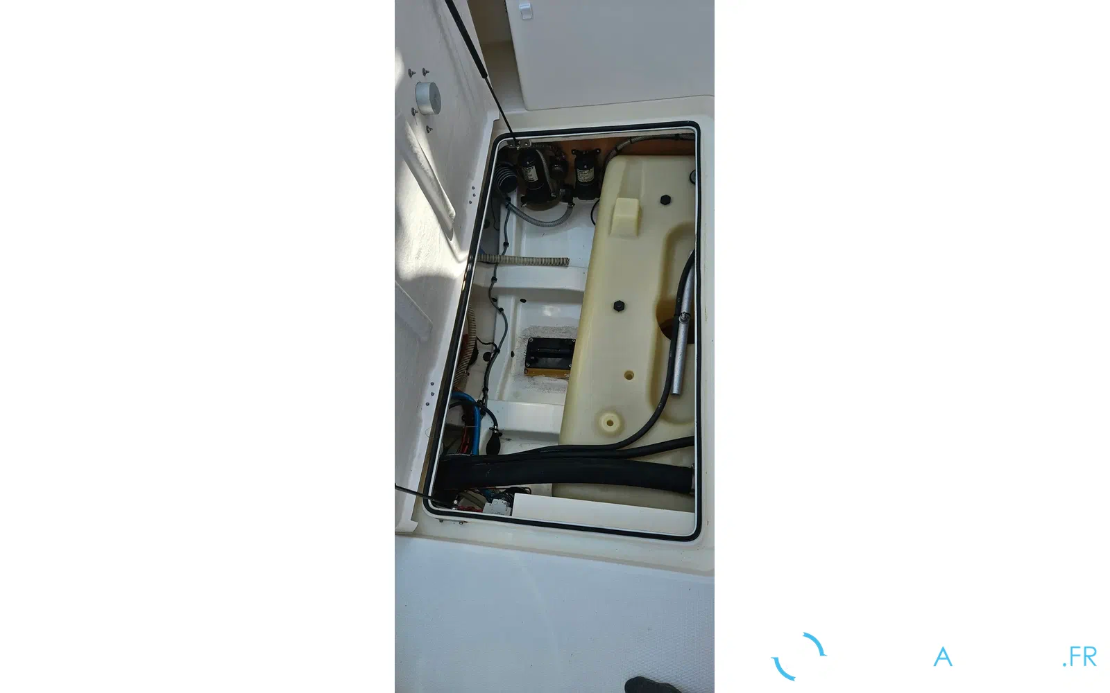 slider 21 Jeanneau Merry Fisher 725