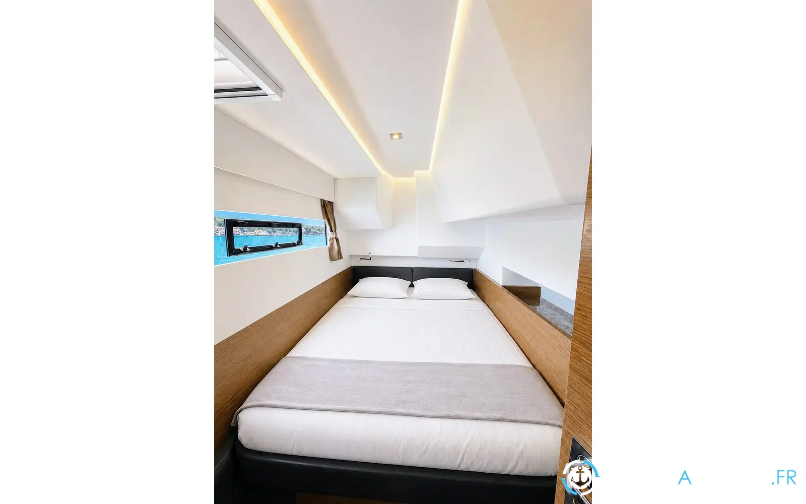 slider 18 Fountaine Pajot My 37 Maestro