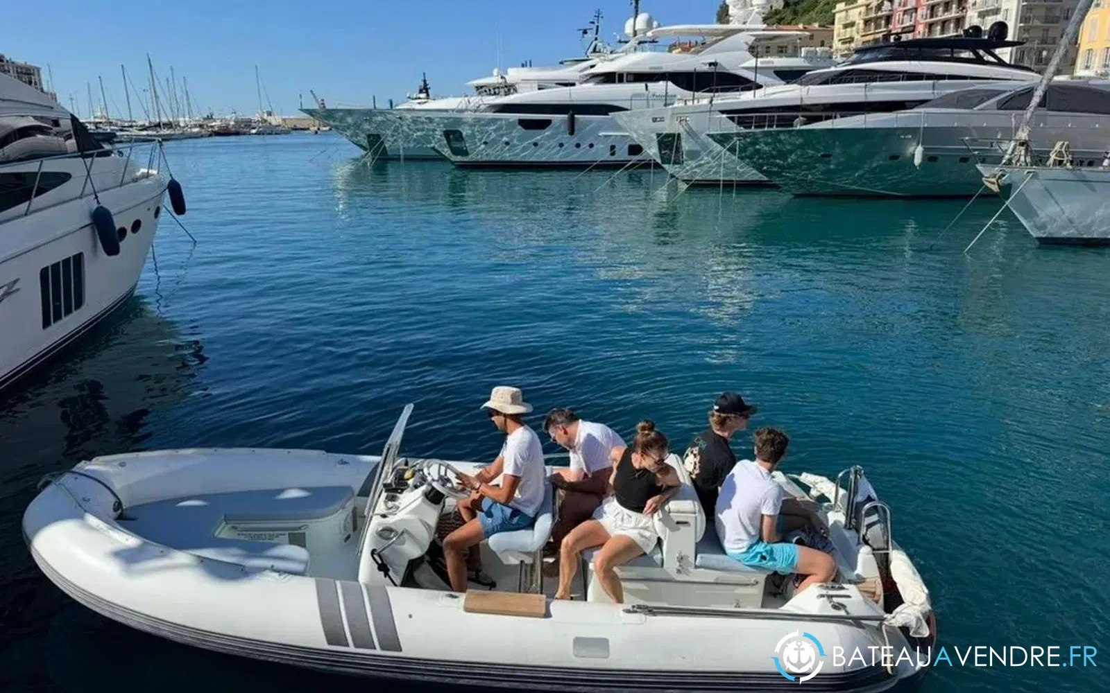 slider 1 Castoldi Jet Tender 19