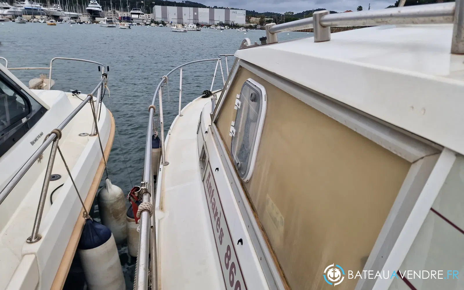 slider 19 Beneteau Antares 860