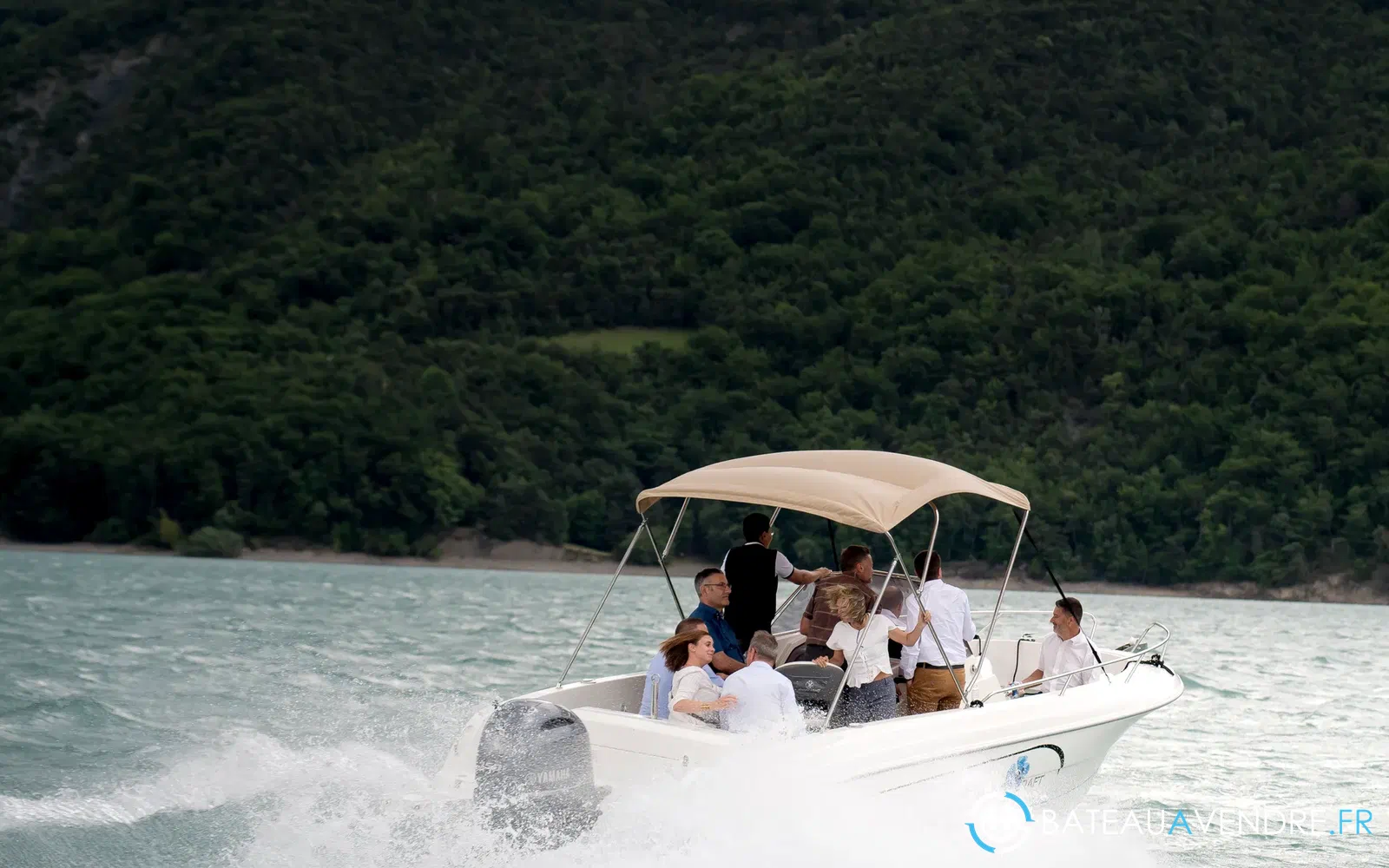 slider 6 Pacific Craft 670 Plaisance 200cv