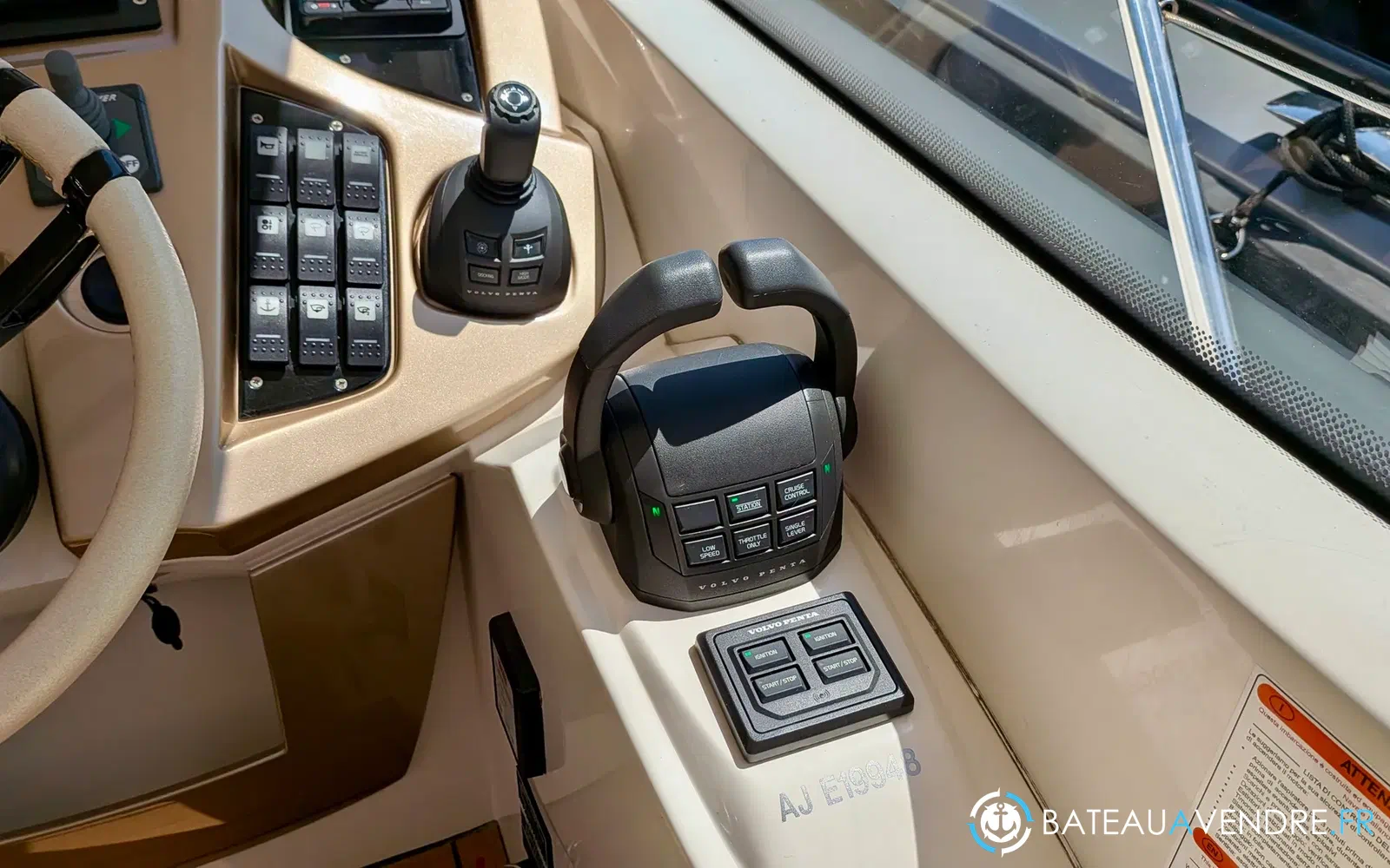 slider 8 Sessa Marine C43 Hard-Top