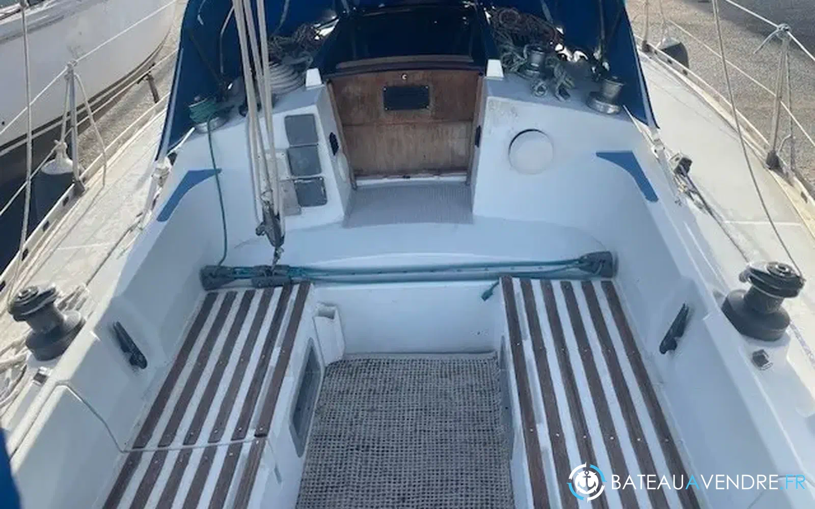 slider 9 Beneteau First 345