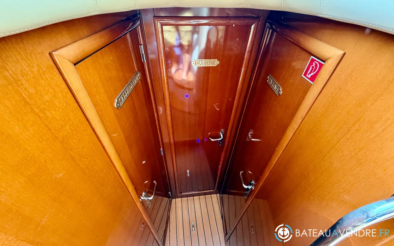 slider 22 Jeanneau Prestige 36