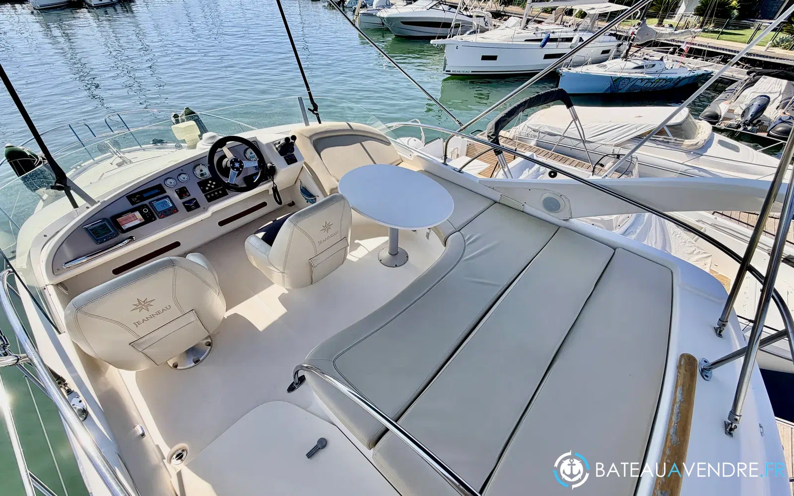 slider 9 Jeanneau Prestige 36