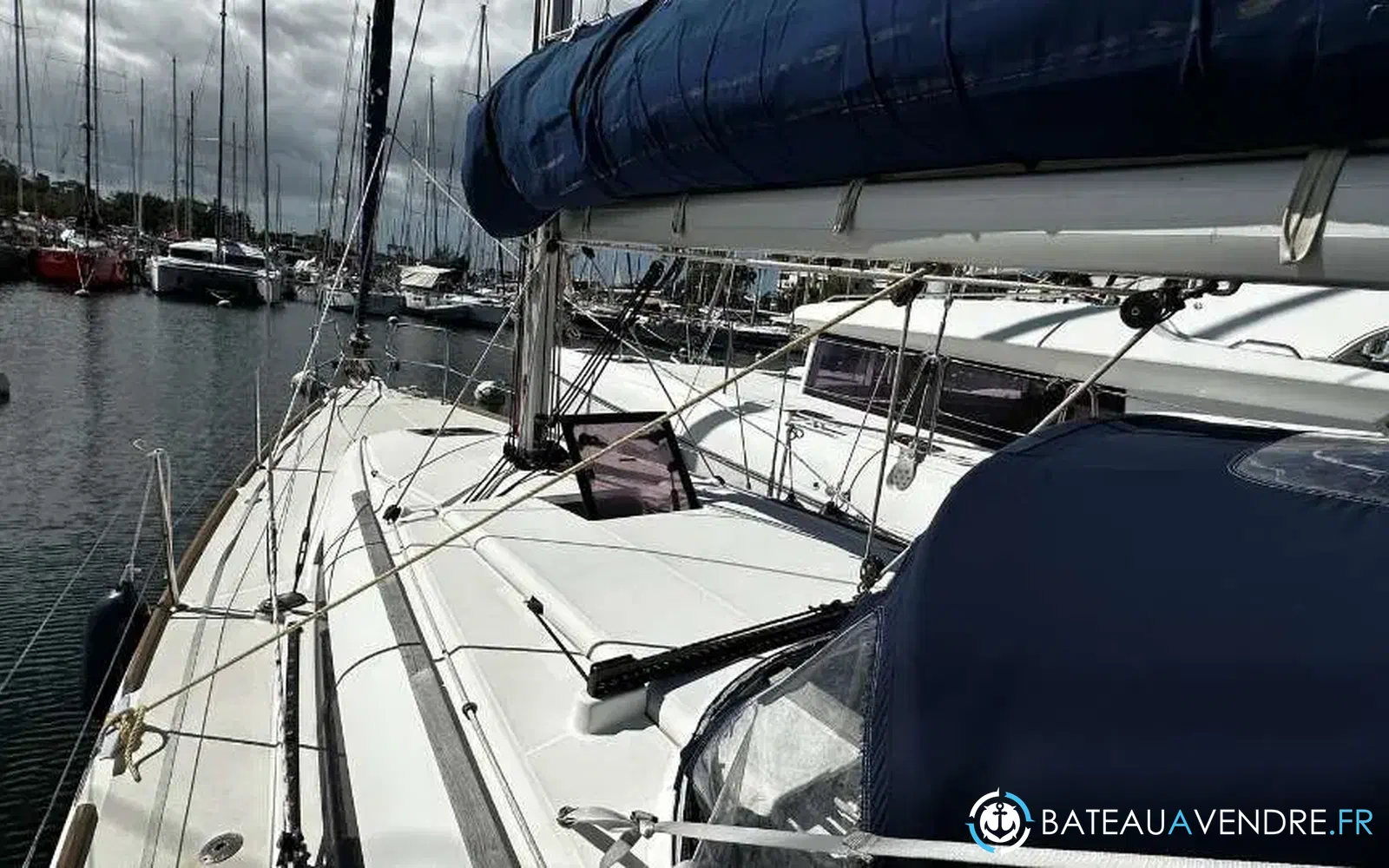 slider 16 Jeanneau Sun Odyssey 379