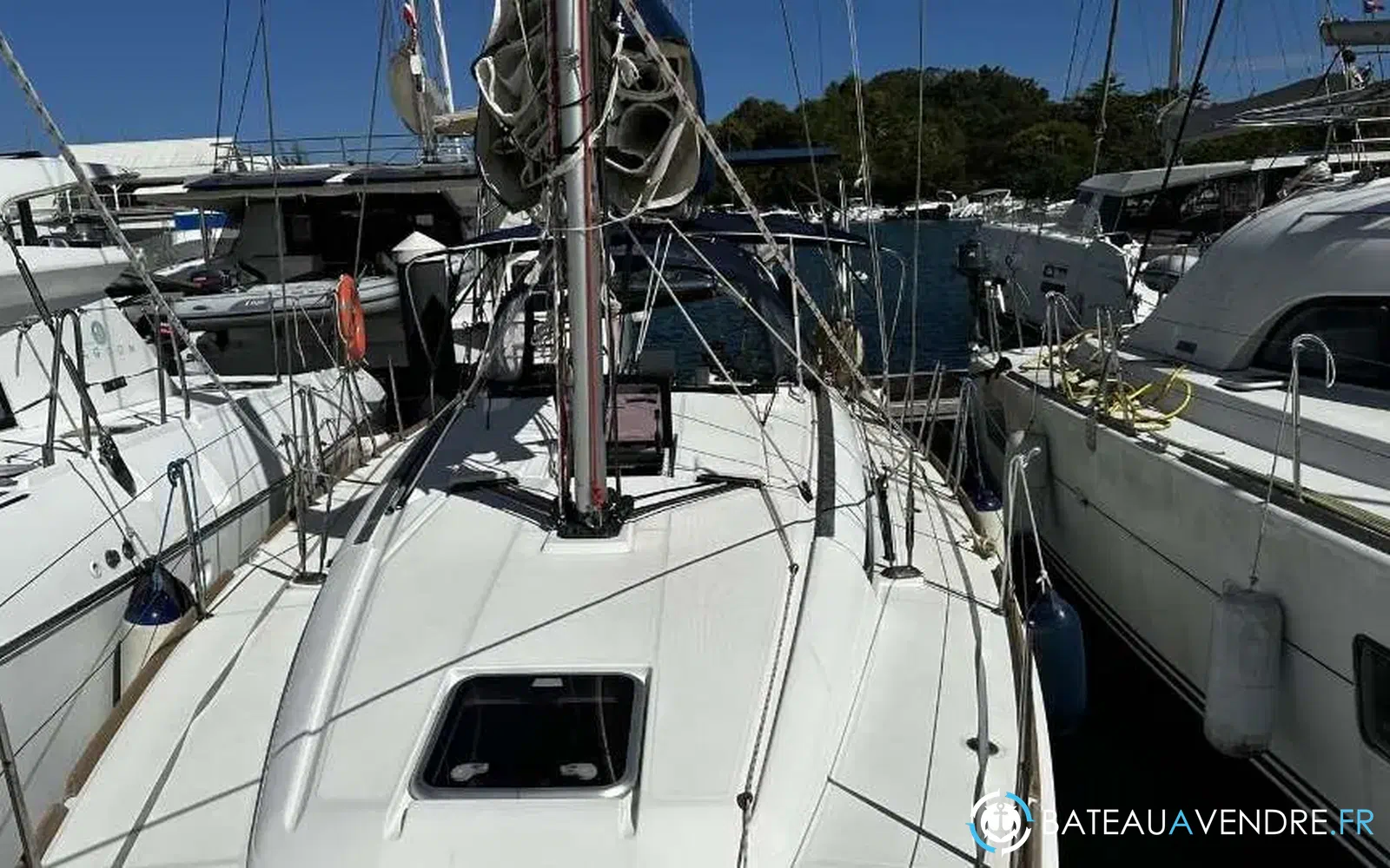 slider 23 Jeanneau Sun Odyssey 379