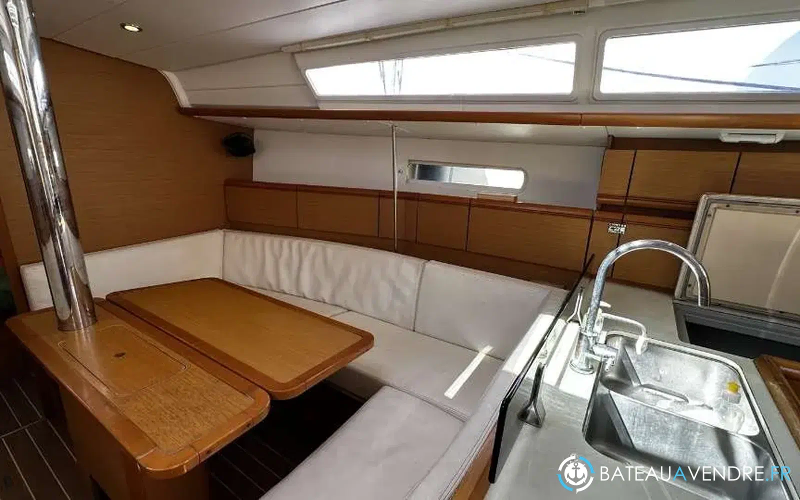 slider 3 Jeanneau Sun Odyssey 379
