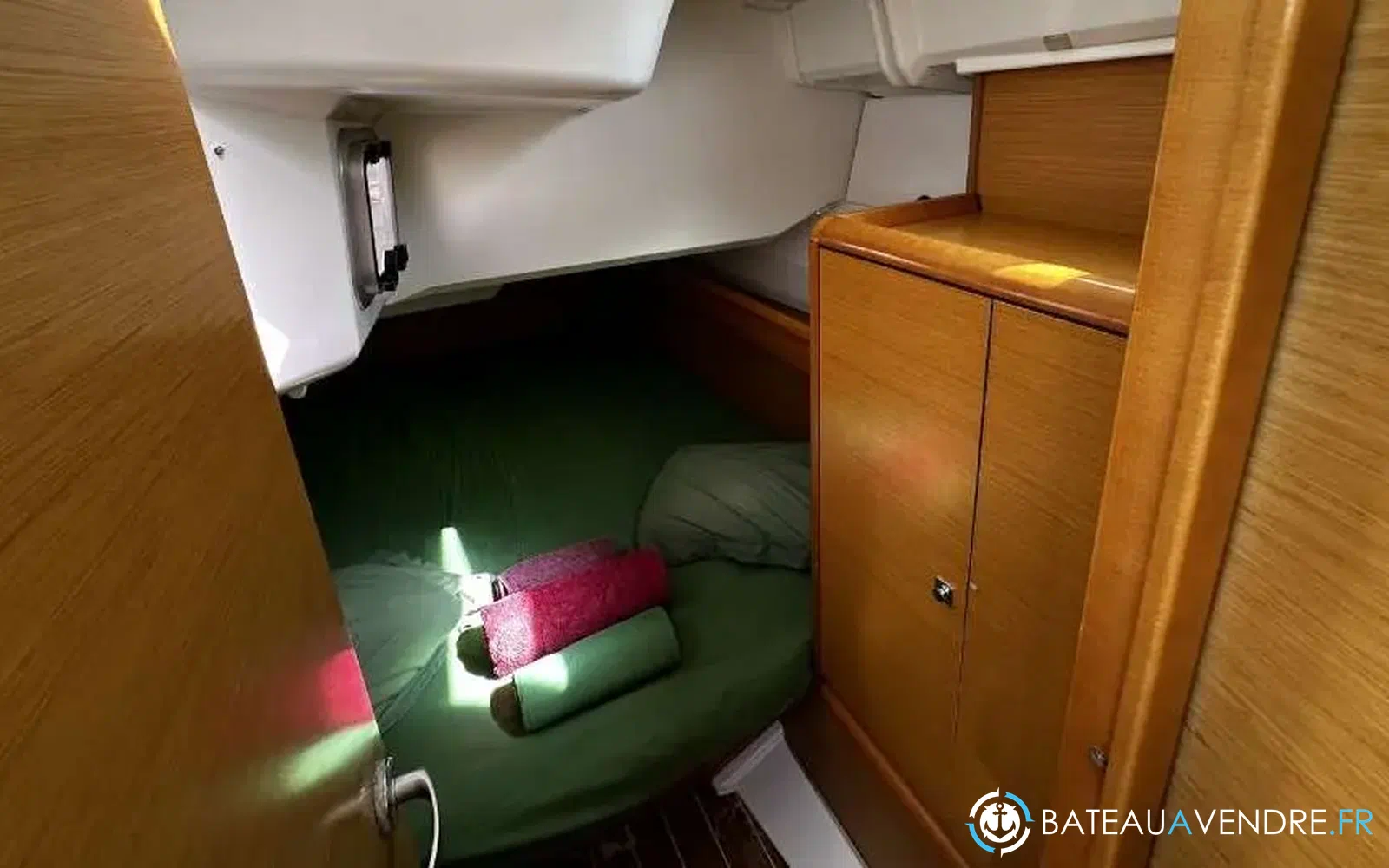 slider 5 Jeanneau Sun Odyssey 379