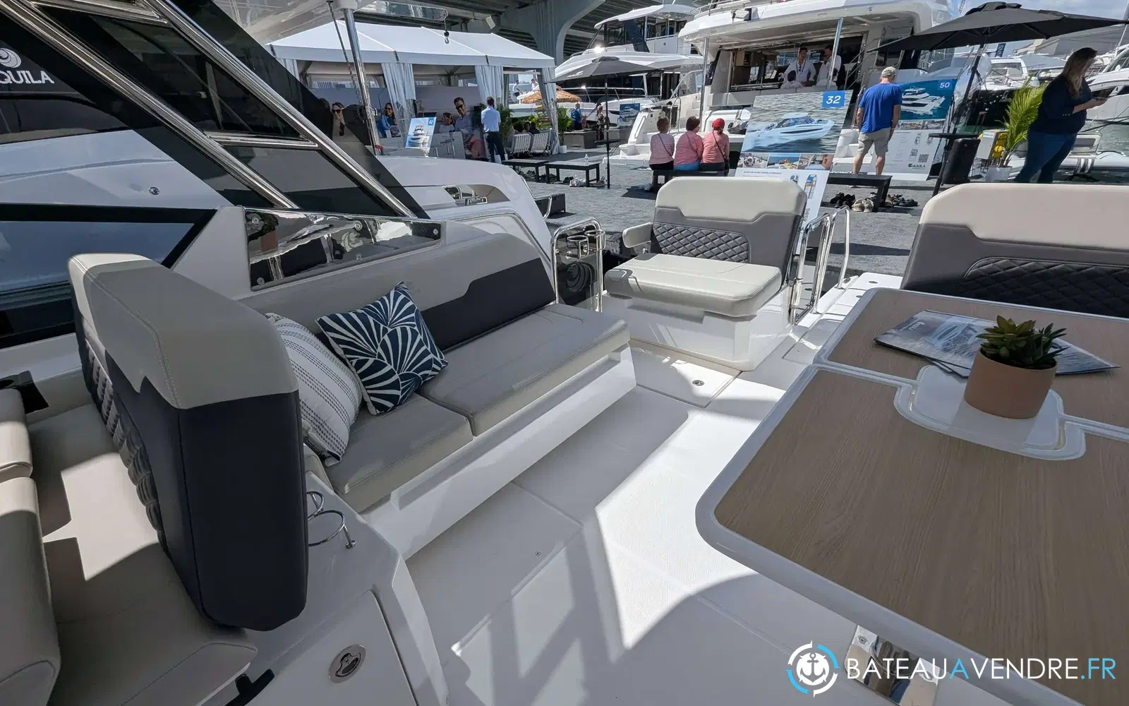 slider 8 Aquila 32