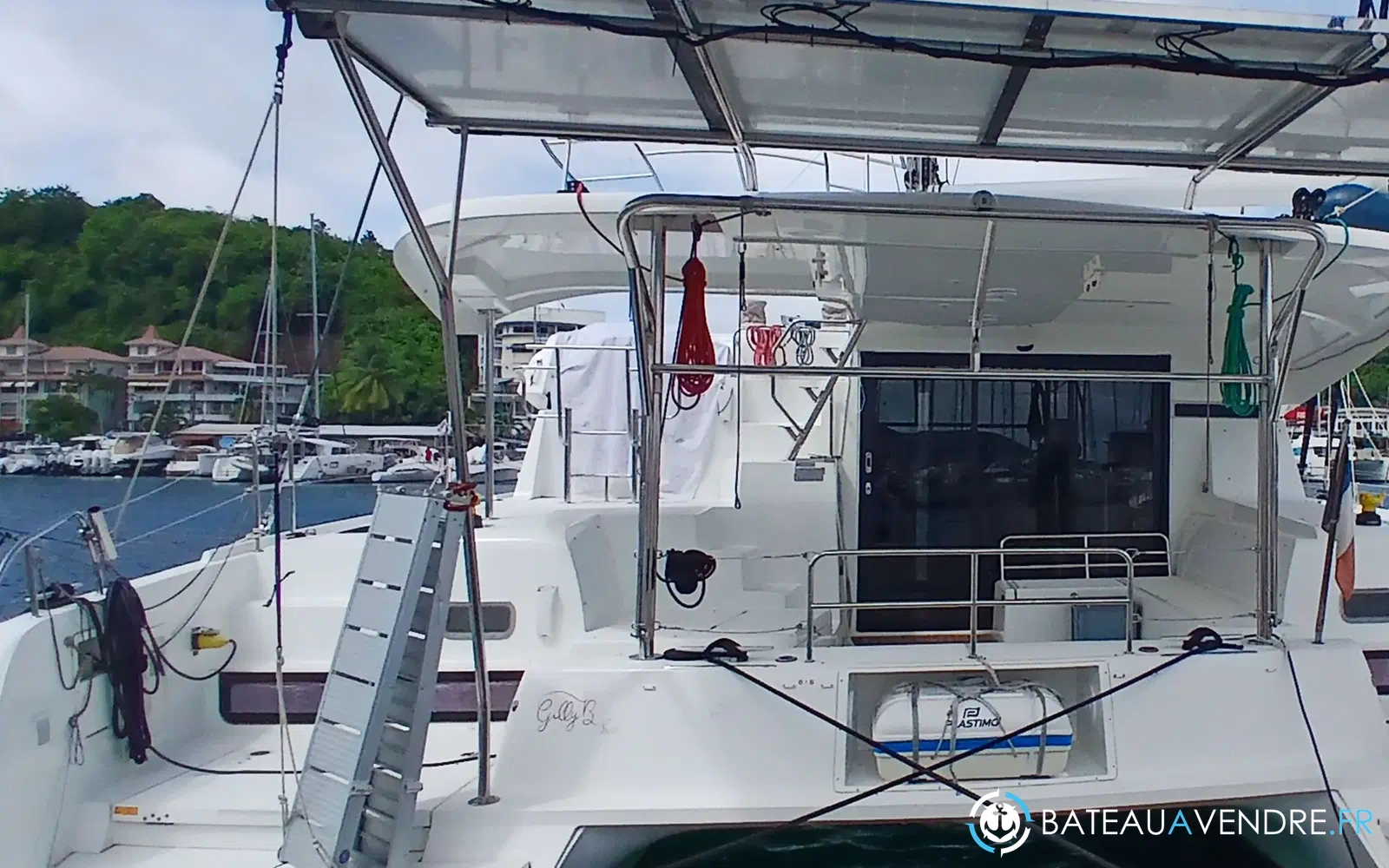 slider 13 Lagoon 42