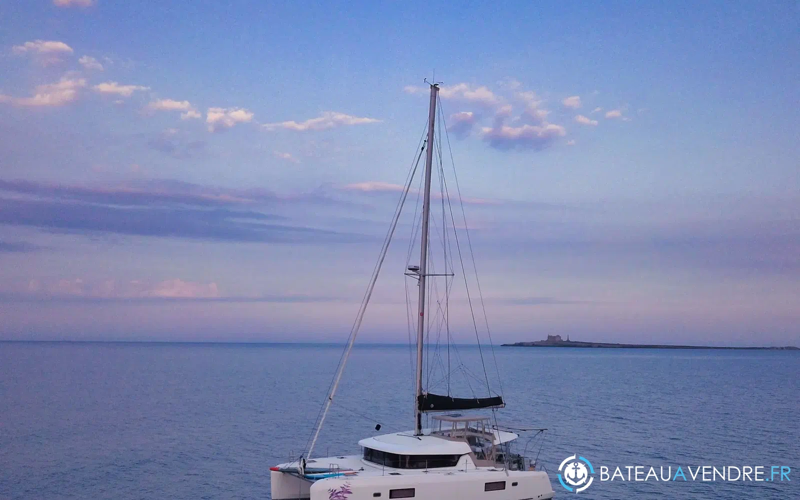 slider 1 Lagoon 42