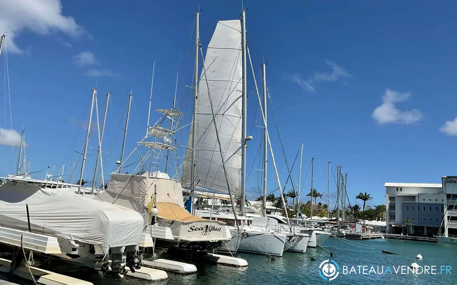 slider 28 Lagoon 440