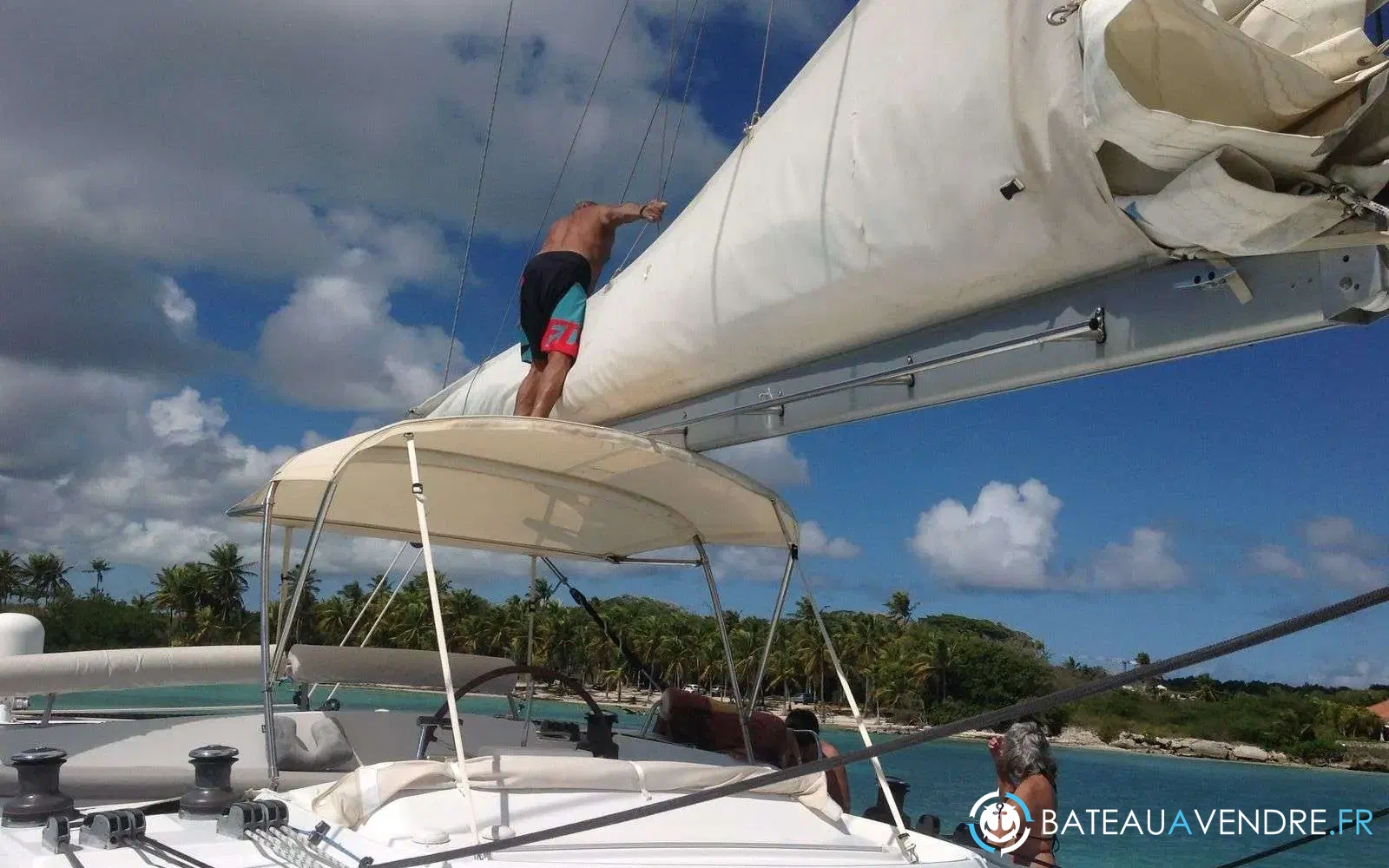 slider 29 Lagoon 440