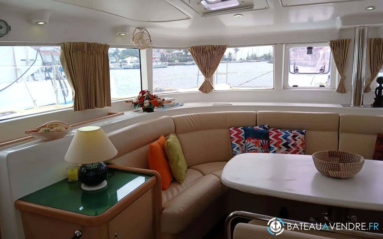 slider 5 Lagoon 440