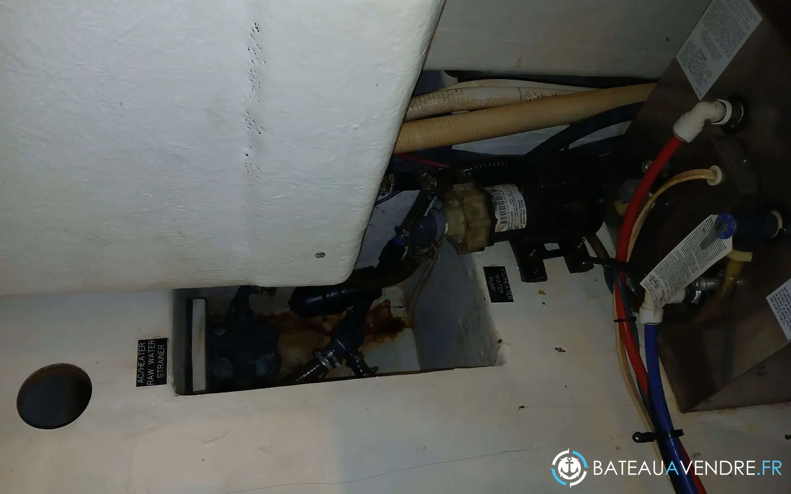 slider 27 Cruisers Yachts 415
