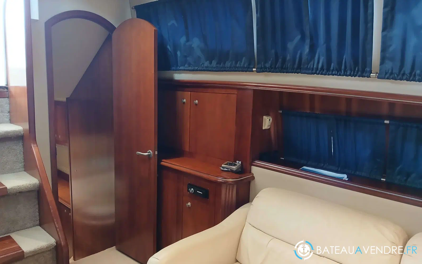 slider 35 Cruisers Yachts 415