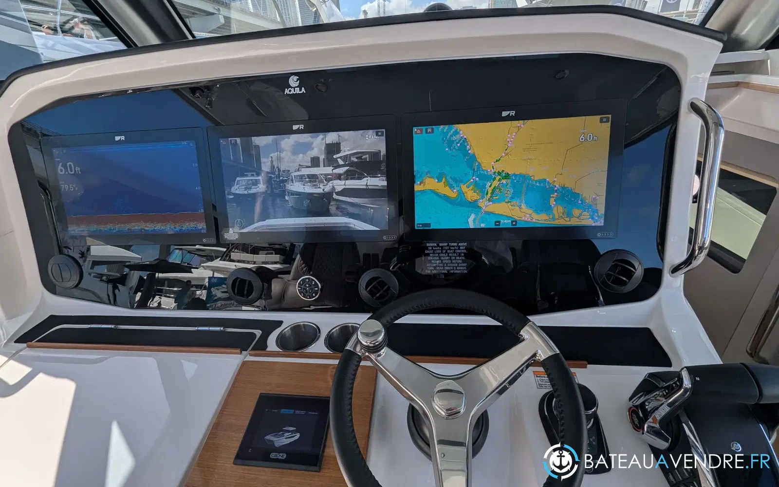 slider 25 Aquila 47 Molokai
