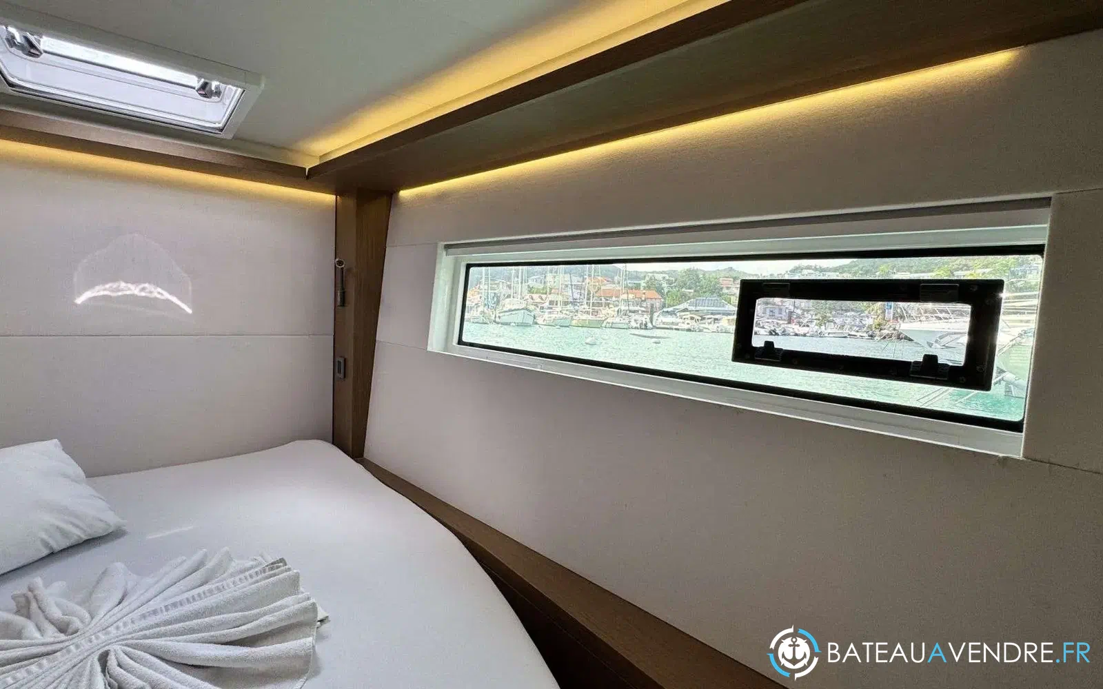 slider 27 Lagoon 50