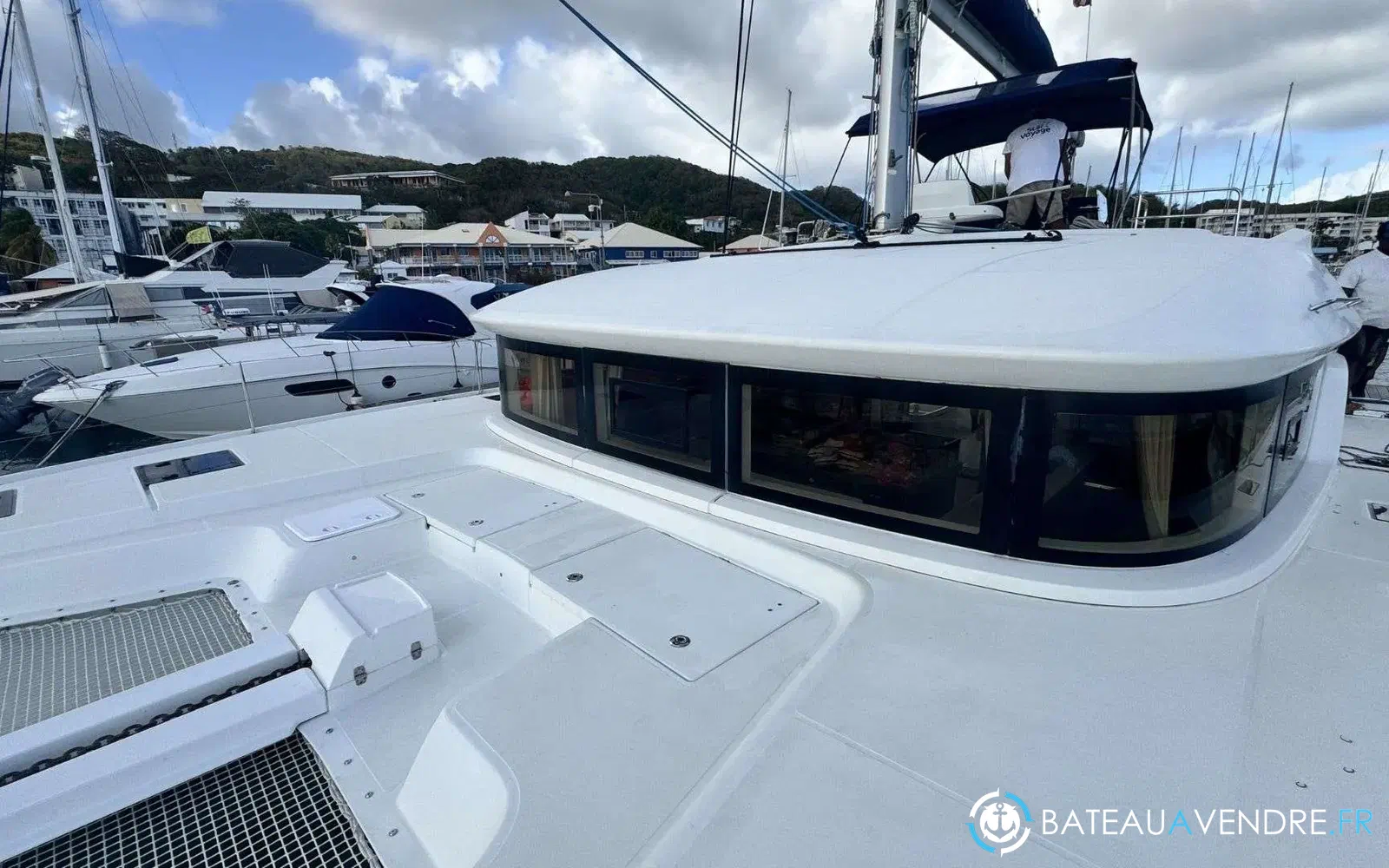 slider 2 Lagoon 50