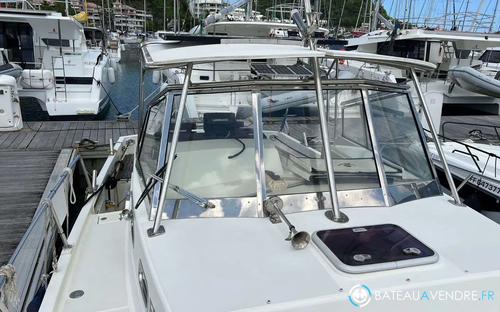 slider 18 Rhea 850 open