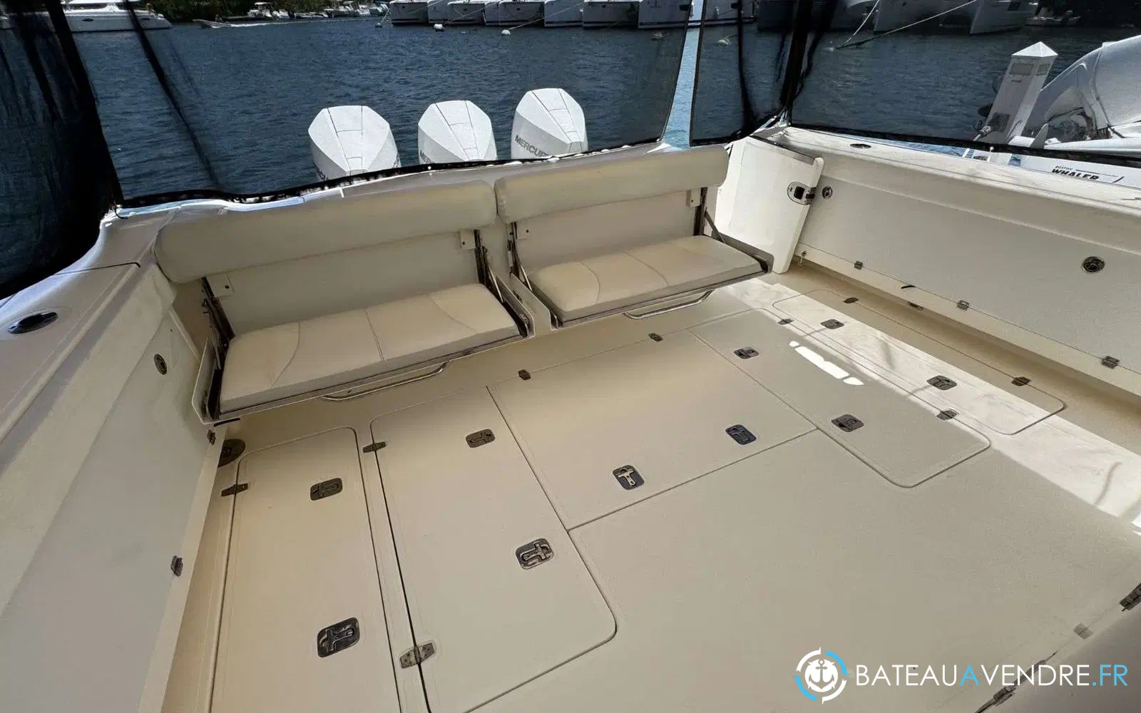 slider 16 Pursuit OS 375 Offshore