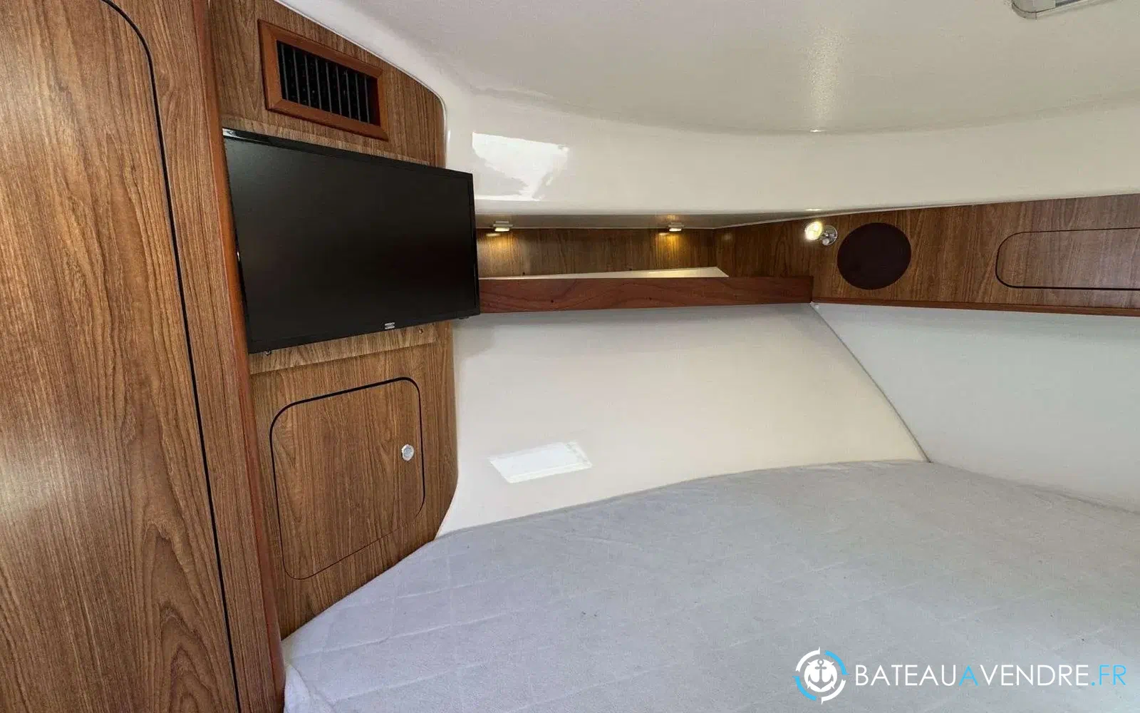 slider 28 Pursuit OS 375 Offshore