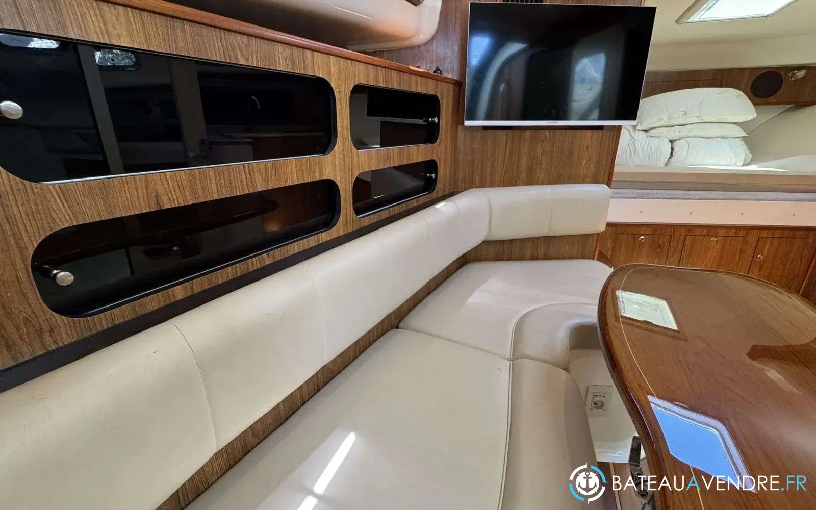 slider 32 Pursuit OS 375 Offshore
