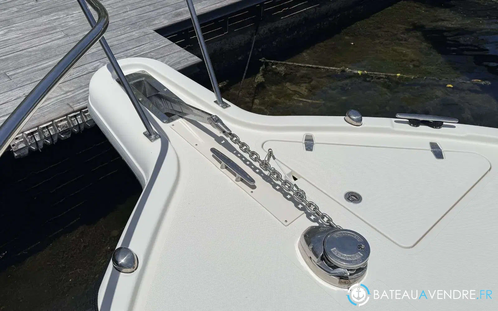 slider 8 Pursuit OS 375 Offshore