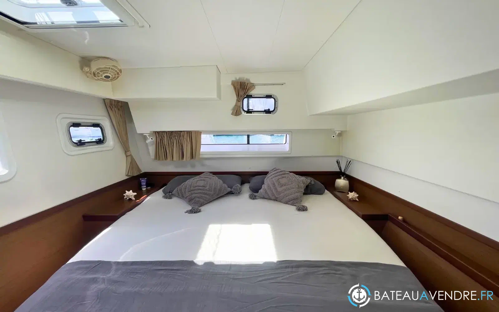slider 31 Lagoon 42
