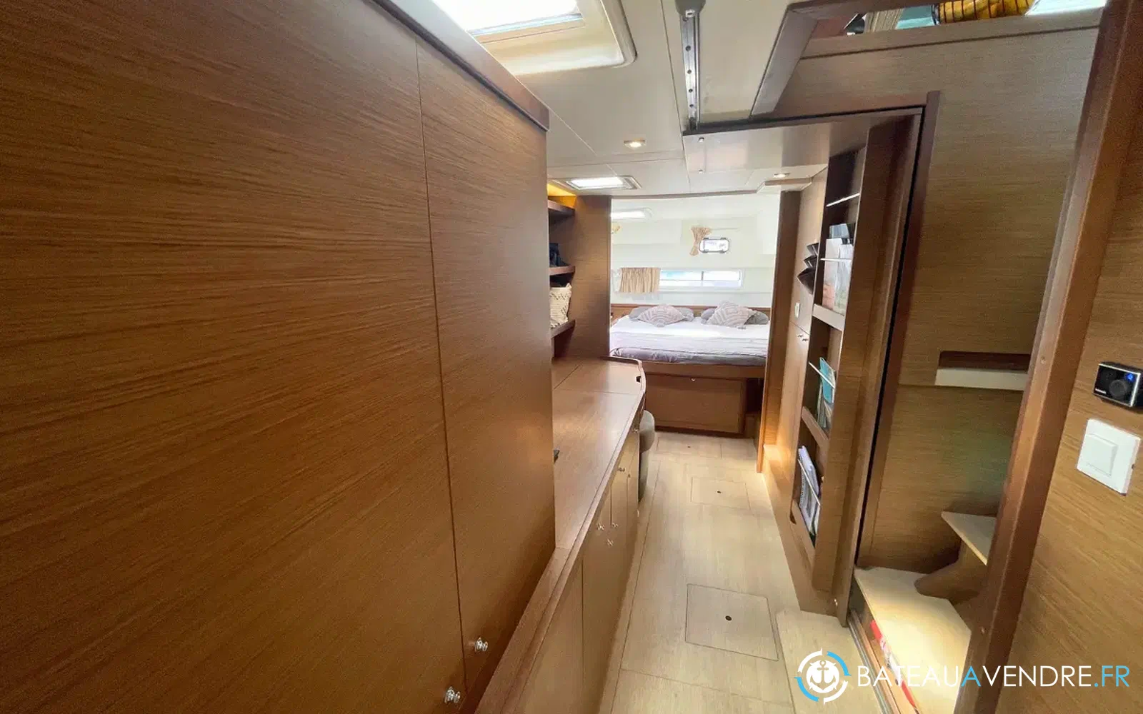 slider 34 Lagoon 42