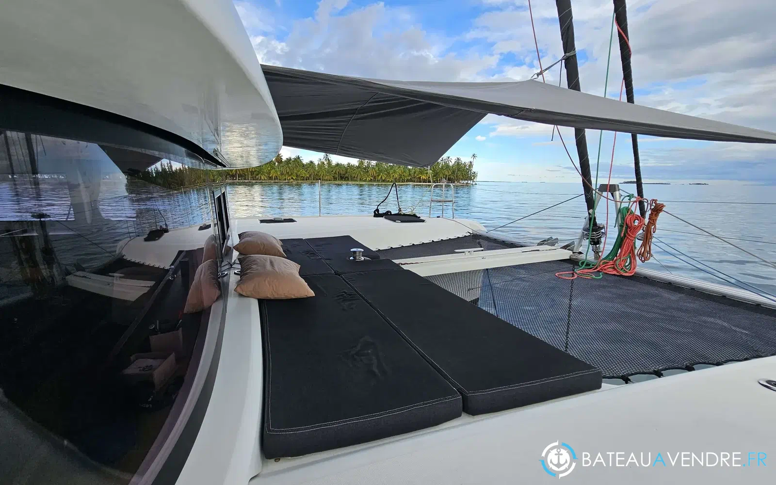 slider 6 Lagoon 42