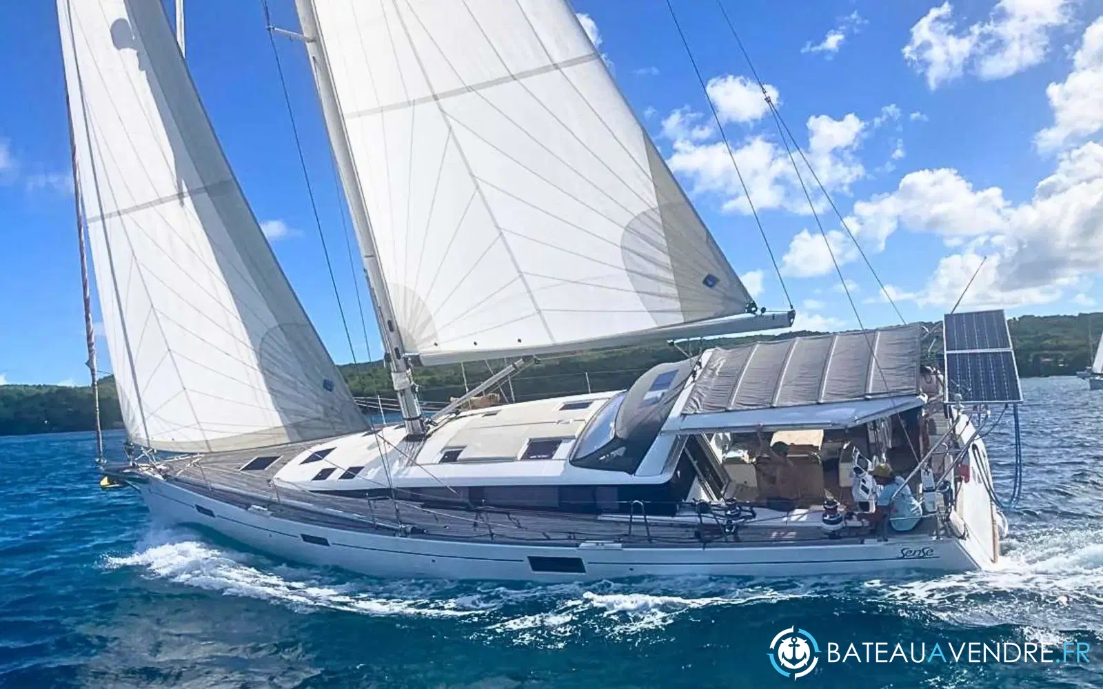 slider 0 Beneteau Sense 51