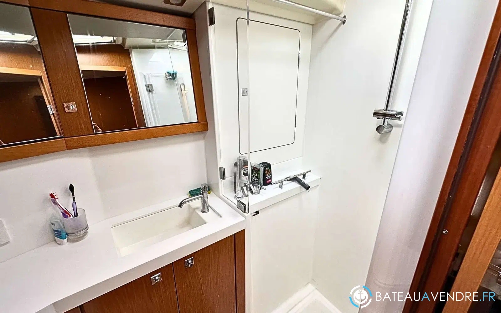 slider 11 Beneteau Sense 51